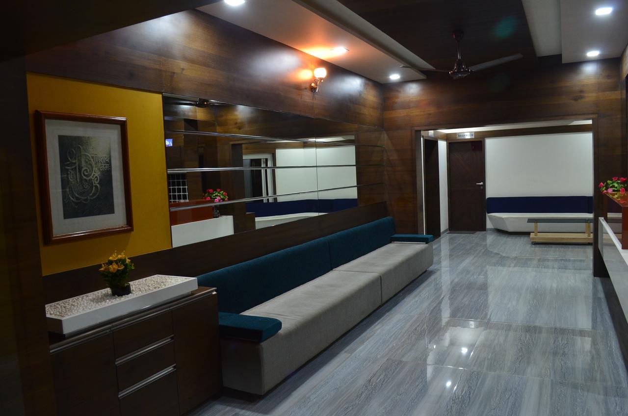 דיו Hotel Samrat מראה חיצוני תמונה