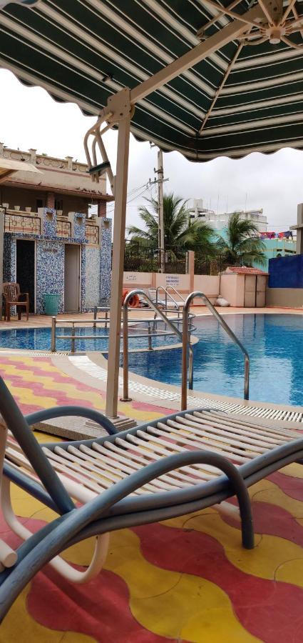 דיו Hotel Samrat מראה חיצוני תמונה
